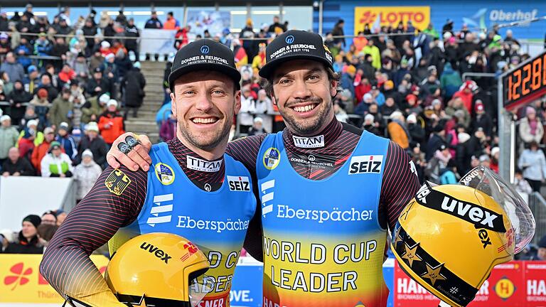 Tobias Wendl und Tobias Arlt       -  Schon wieder Gesamtweltcup-Gewinner: Die Rodler Tobias Wendl (r) und Tobias Arlt.