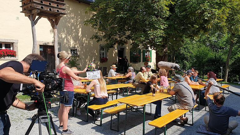 Filmdreh im Bauernhofmuseum des oberfränkischen Kleinlosnitz. Nach Unterfranken verirren sich nur sehr selten Filmteams.&nbsp;