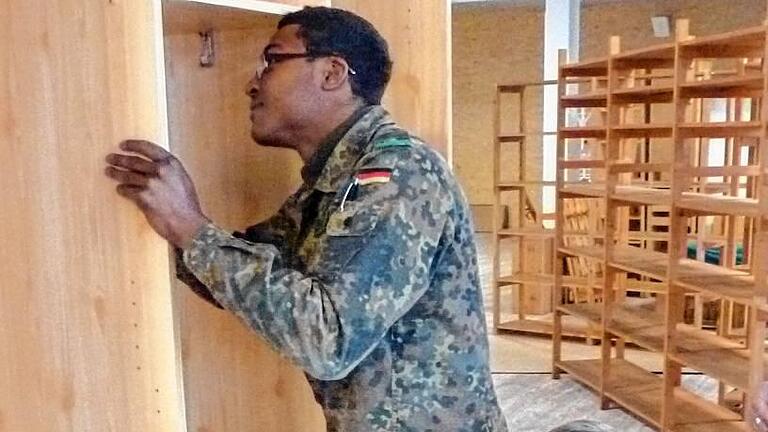 Fix: Gleich steht der Schrank.