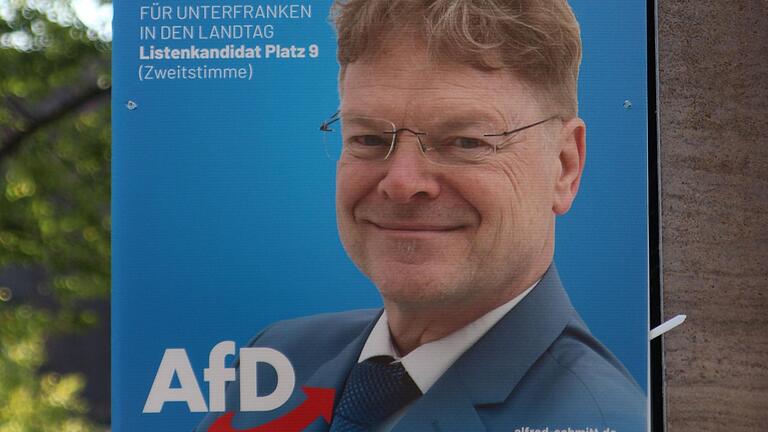 Das Wahlplakat von Alfred Schmitt (AfD) zur Landtagswahl 2023.