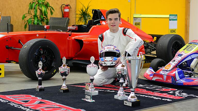 Die Anfänge: Laurin Heinrich hatte schon 2016 - nach seiner ersten Kart-Meisterschaft - die Formel 4 im Blick. Die Anfänge: Laurin Heinrich hatte schon 2016 - nach seiner ersten Kart-Meisterschaft - die Formel 4 im Blick.