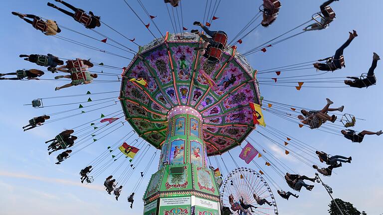 Rund 800 000 Besucher lockte das Kiliani-Volksfest auf der Würzburger Talavera in den letzten Jahren an.