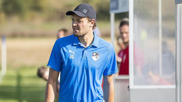 Kann derzeit nicht zufrieden sein: Julian Grell, Spielertrainer des SV Euerbach/Kützberg. Kann derzeit nicht zufrieden sein: Julian Grell, Spielertrainer des SV Euerbach/Kützberg.