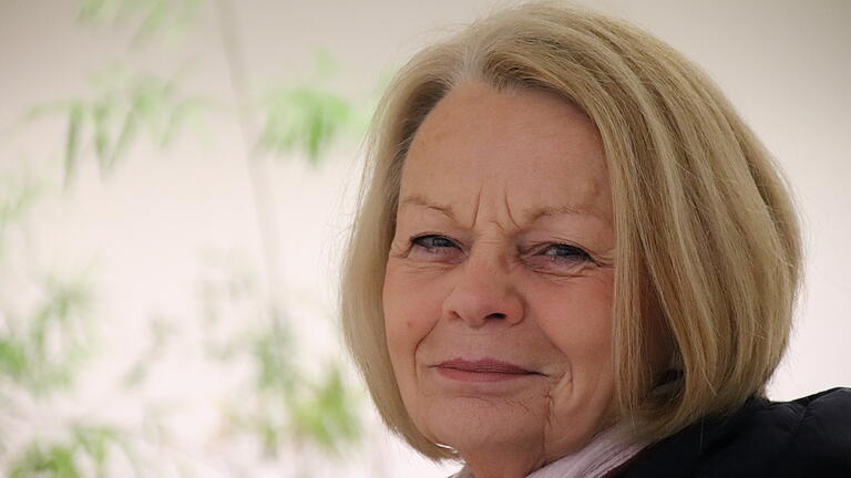 Beatrix Otte, Altenpflegerin aus Lohr. Beatrix Otte, Altenpflegerin aus Lohr.