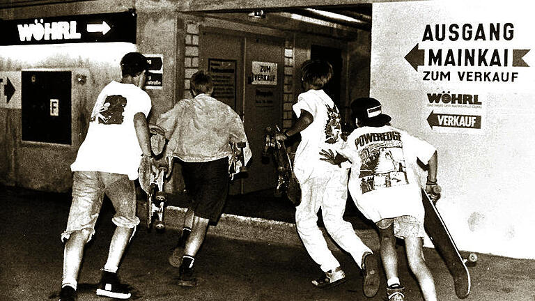 Auf der Flucht: August 1990 im Wöhrl-Parkhaus.