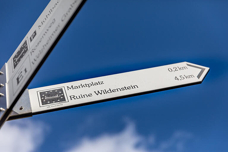 Die Wanderroute ist gut ausgeschildert. Die Wanderroute ist gut ausgeschildert.