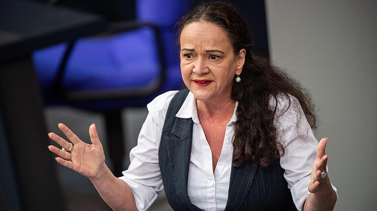 Simone Barrientos (Die Linke) bei einer Rede im Bundestag. Simone Barrientos (Die Linke) bei einer Rede im Bundestag.