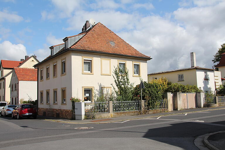 Das heutige Anwesen Bürgermeister-Weigand-Straße 16 in Gerolzhofen.