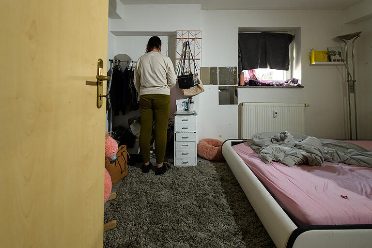 Katrin F.'s Vermieter hat 32 Quadratmeter in die Bescheinigung für das Jobcenter eingetragen. Eigentlich ist die Wohnung nur 17 Quadratmeter groß.