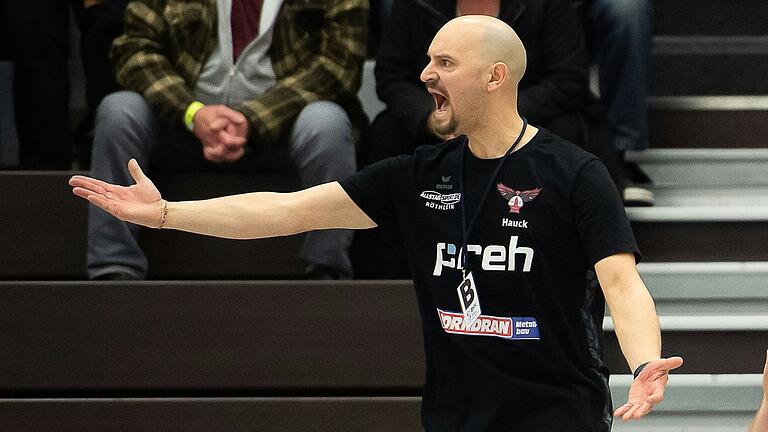 Florian Hauck, Trainer des HSC Bad Neustadt, fährt an diesem Samstag mit seiner Mannschaft zum zweiten Mal zum Auswärtsspiel beim MTV Stadeln.