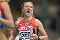 Fabienne Kohlmann läuft bei der Universiade       -  (am)    24 Jahre nach der Teilnahme von Zehnkämpfer Stefan Schmid (4.  Platz) in Sheffield ist sein Verein wieder bei der Universiade vertreten. Mit Fabienne Kohlmann startet wieder eine Athletin der LG Karlstadt-Gambach-Lohr bei der zweitgrößten Multisportveranstaltung nach den Olympischen Spielen. Bei der 28. Sommer-Universiade im südkoreanischen Gwangju ist die Studentin der Psychologie Teil eines 120 Teilnehmer starken deutschen Teams. Los geht es für die Gambacherin am Mittwoch mit dem Vorlauf über 800 Meter. In der Startliste stehen insgesamt 32  Teilnehmerinnen, von denen sich zunächst die 16 schnellsten für die Zwischenläufe am Donnerstag qualifizieren. Sollte Kohlmann auch diese Runde überstehen, kommt es am Freitag zum angestrebten Endlauf. Dazu stehen die Chancen ganz gut, denn in der Meldeliste steht Kohlmann mit ihrer diesjährigen Zeit (2:01,27 Minuten) an vierter Stelle. Prominenteste Gegnerin ist die Weltmeisterin von 2009, die Südafrikanerin Caster Semenya. Eurosport überträgt an allen drei Wettkampftagen live, die Zeiten für 800 Meter sind: Mittwoch 10.45  Uhr; Donnerstag 11.10  Uhr und Freitag 12.10  Uhr.