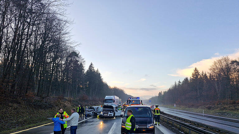 Verkehrsunfall auf der A7 - Verkehrsunfall auf der A7 Verkehrsunfall auf der A7 - Verkehrsunfall auf der A7