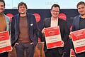 Laut Vinum Weinguide kommen die besten Silvaner und der Winzer des Jahres aus Franken: Darüber freuen sich die Preisträger (von links) Philipp und Ulrich Luckert, Sebastian Fürst und Paul Weltner.