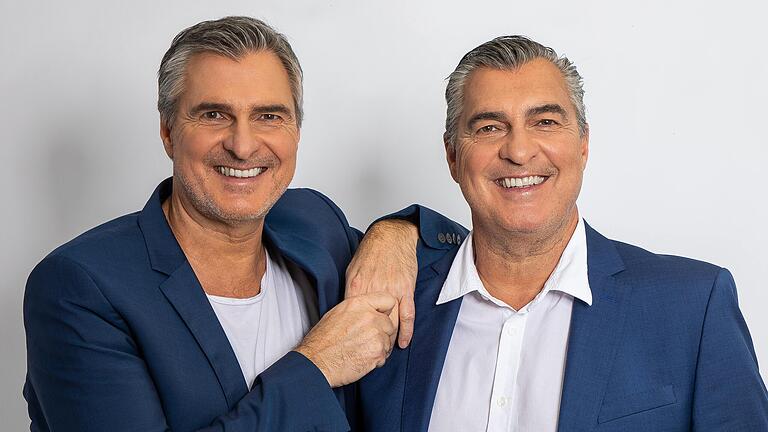Die Zwillingsbrüder und früheren Handballprofis Ulrich (links) und Michael Roth, engagieren sich gegen Krebs.