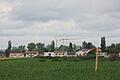 Zwischen Gerolzhofen (im Hintergrund das Baugebiet 'Am Nützelbach II'), Frankenwinheim und Lülsfeld sollen vier Windkraftanlagen entstehen. Der Stickel im Vordergrund markiert einen möglichen Standort eines Windrads, allerdings entspricht der Abstand den gesetzlichen Vorschriften von mindestens einem Kilometer zur Wohnbebauung.