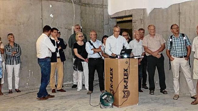 Vertreter des Historischen Vereins Landkreis Haßberge besichtigten die Baustelle „Neubau Amtsgericht Haßfurt“ und verfolgten dabei die Ausführungen von Christian Krafft vom Ingenieurbüro für Tragwerksplanung. Vertreter des Historischen Vereins Landkreis Haßberge besichtigten die Baustelle „Neubau Amtsgericht Haßfurt“ und verfolgten dabei die Ausführungen von Christian Krafft vom Ingenieurbüro für Tragwerksplanung.