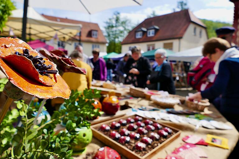 Der Kunsthandwerkermarkt war am Sonntag gut besucht. Der Kunsthandwerkermarkt war am Sonntag gut besucht.