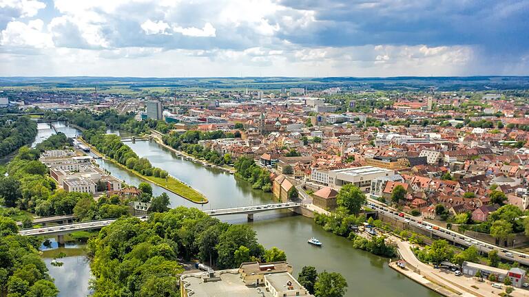 Die Maxbrücke in Schweinfurt ist vor allem für den Zugang zur Innenstadt von Sennfeld und Gochsheim kommend besonders wichtig.&nbsp;