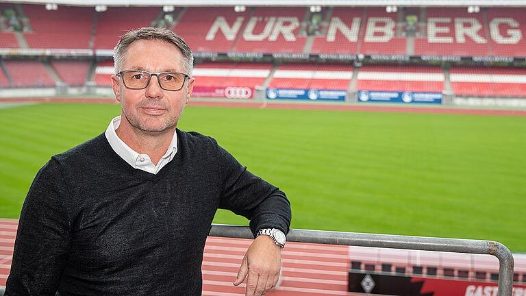 1. FC Nürnberg stellt neuen Trainer Damir Canadi vor       -  Freut sich auf die Arbeit bei einem Traditionsverein: Damir Canadi, der neue Trainer des 1. FC Nürnberg.