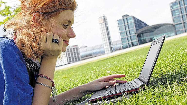 Möglichst klein und leicht: Hohe Akkulaufzeiten gibt es inzwischen bei den meisten aktuellen Notebook-Modellen.