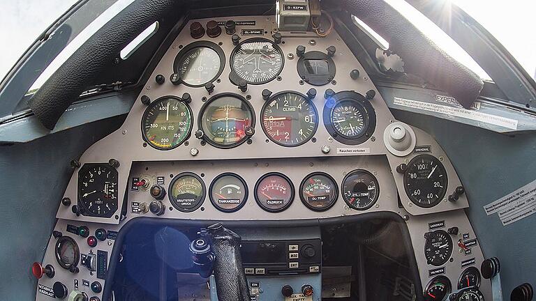 Der Blick in das Cockpit Der Blick in das Cockpit