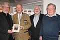 Freuen sich über das Werk &quot;Possenheim im Lauf der Zeit&quot;, Bürgermeister Josef Mend (von links), Buchautor Karl Hofmann, Verleger Hans Meyer und Chronik-Geber Friedrich Bleichner.