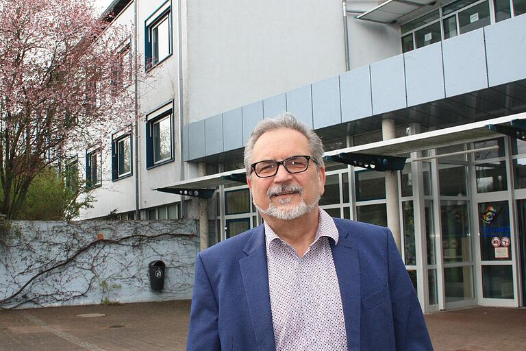 Wolfgang Schirmer ist Geschäftsführer der Geomed-Klinik in Gerolzhofen. Wolfgang Schirmer ist Geschäftsführer der Geomed-Klinik in Gerolzhofen.