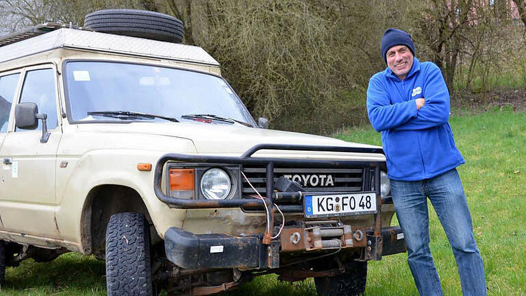 65 000 Kilometer über afrikanische Pisten und Straßen hat Rudi Kleinhenz mit seinem Landcruiser in 37 afrikanischen Staaten zurückgelegt.  Foto: Peter Rauch       -  65 000 Kilometer über afrikanische Pisten und Straßen hat Rudi Kleinhenz mit seinem Landcruiser in 37 afrikanischen Staaten zurückgelegt.  Foto: Peter Rauch