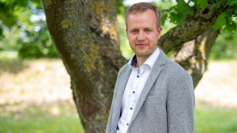 Der Zeiler Organist Ralf Hofmann stellt die deutsche Nationalhymne in den Mittelpunkt des Konzerts.