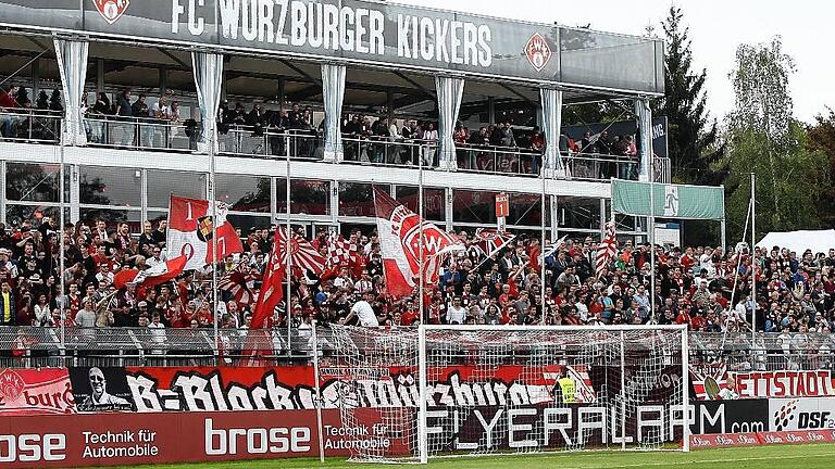 Die Flyeralarm Arena am Dallenberg: Bald in der Hand einer Stadiongesellschaft mit städtischer Beteiligung? Die Flyeralarm Arena am Dallenberg: Bald in der Hand einer Stadiongesellschaft mit städtischer Beteiligung?