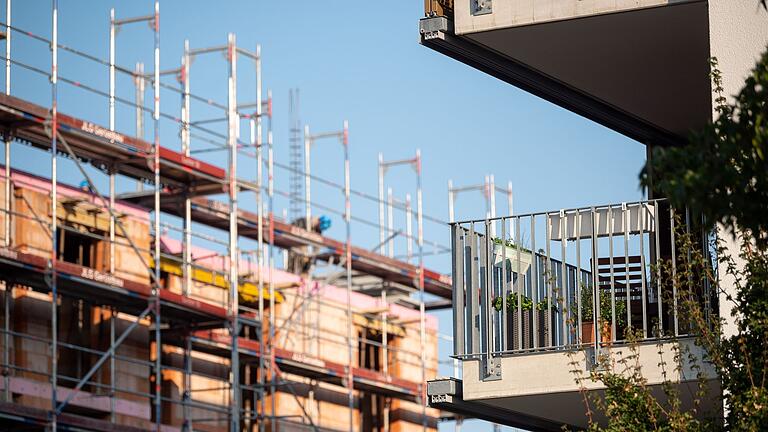 Wohnungsbau.jpeg       -  Auf Einkünfte etwa aus der Vermietung von Wohnungen müssen Steuern gezahlt werden.