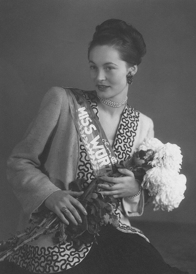 Ilse Schiborr im Oktober 1948 als 'Miss Würzburg'.