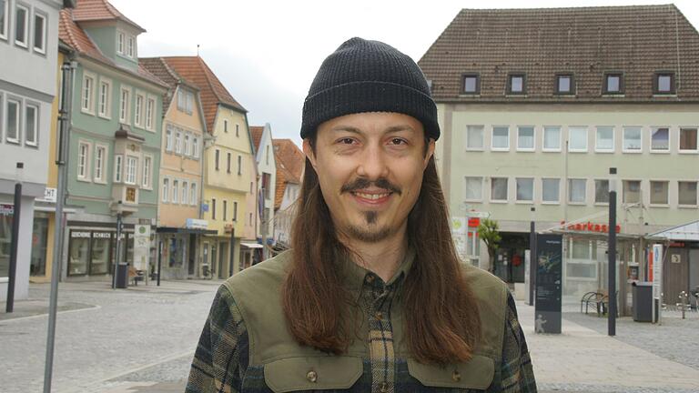 'Man muss eine gute Mitte finden' meint Tobias Seith, Architekt aus Bad Neustadt. 'Man muss eine gute Mitte finden' meint Tobias Seith, Architekt aus Bad Neustadt.