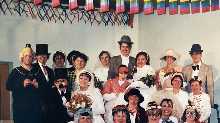 1998: Interner Fasching. - 1998: Interner Fasching. 1998: Interner Fasching. - 1998: Interner Fasching.