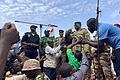 Militärputsch im Niger.jpeg       -  Mohamed Toumba, einer der Soldaten, die den nigrischen Präsidenten Mohamed Bazoum gestürzt haben, spricht zu Anhängern der nigrischen Junta.