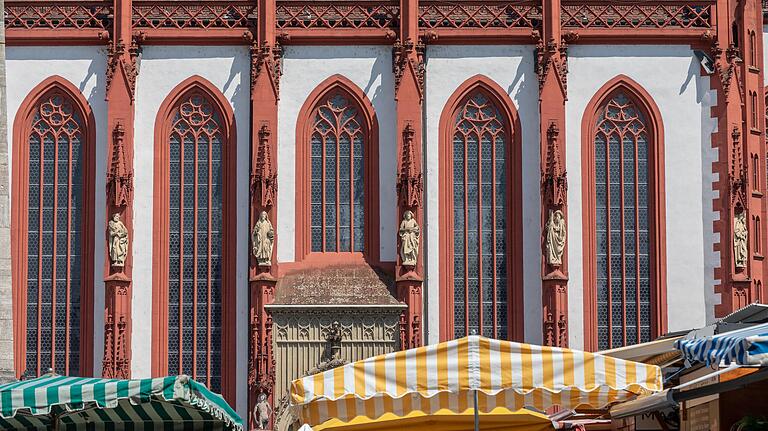 Gotik in Würzburg: die Marienkapelle am Marktplatz.