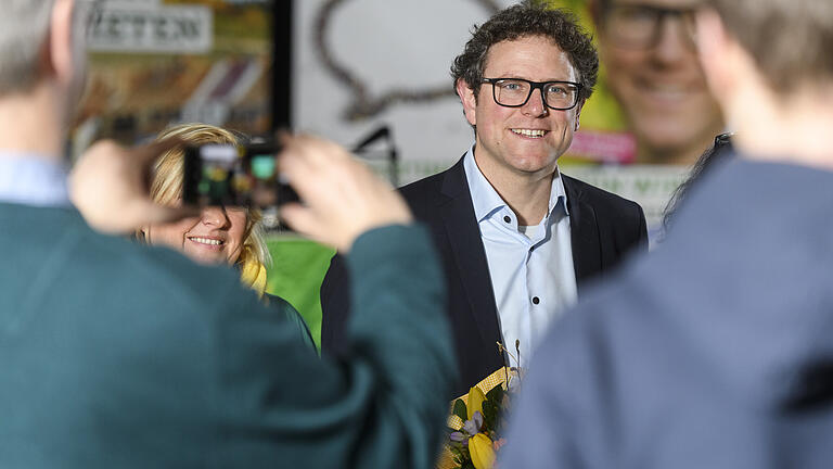 Martin Heilig verfolgte die Wahl im kleinen Kreis in der Posthalle. Martin Heilig verfolgte die Wahl im kleinen Kreis in der Posthalle. 