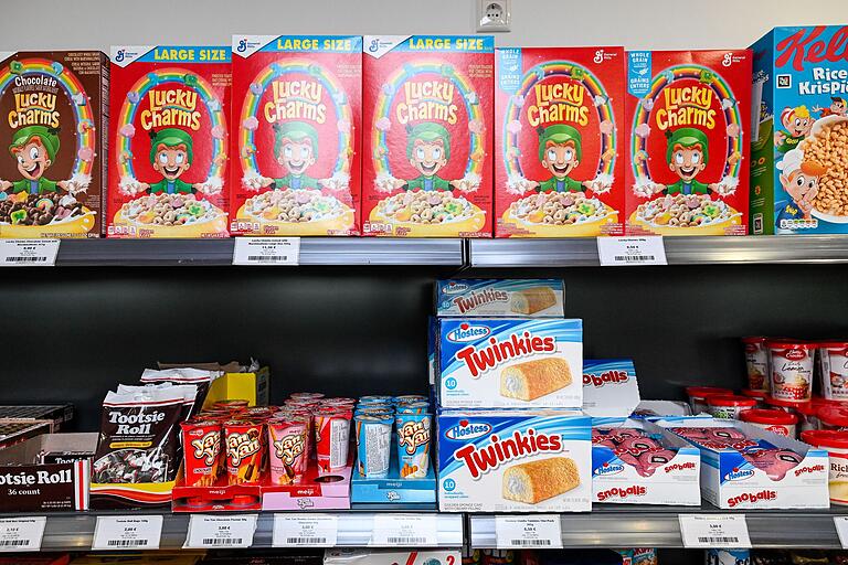 Original aus den USA: Frühstücksflocken und Süßkram. Original aus den USA: Frühstücksflocken und Süßkram. 