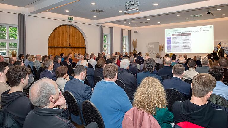 Um die Zukunftsenergie Wasserstoff ging es beim  zweiten Energy-Talk im alten Eichamt in Schweinfurt.