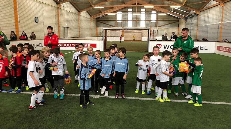 Die Kleinen hatten ihren Spaß: Mit einem Blitzturnier für U7-Mannschaften gab es am Wochenende den offiziellen Startschuss für die Einweihung des Soccerdome durch den FC 05 Schweinfurt.