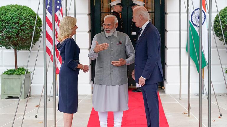 Narendra Modi in den USA.jpeg       -  US-Präsident Joe Biden und First Lady Jill Biden begrüßen Indiens Premierminister Narendra Modi zu einem privaten Abendessen im Weißen Haus.