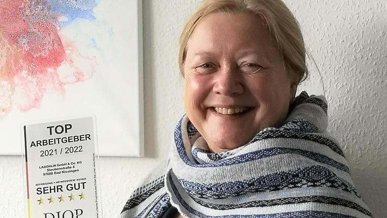 Dr. Elisabeth Müller freut sich über die Auszeichnung als 'Top Arbeitgeber'. Foto: Bianca Hofmann       -  Dr. Elisabeth Müller freut sich über die Auszeichnung als 'Top Arbeitgeber'. Foto: Bianca Hofmann