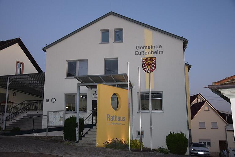 Das Rathaus der Gemeinde Eußenheim in Eußenheim.