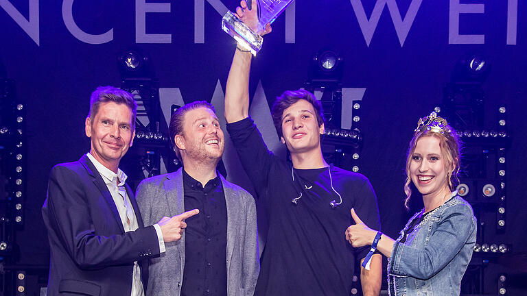 Wincent Weiss holte sich „Bayerischen Musiklöwen“ Wincent Weiss holte sich „Bayerischen Musiklöwen“