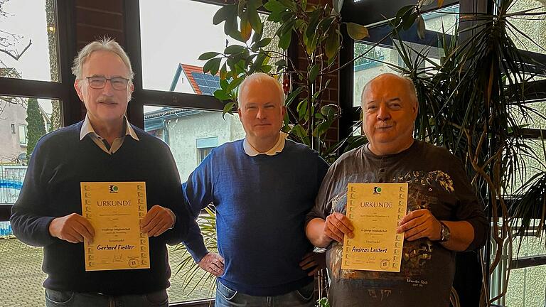 Im Bild von links: Gerhard Fiedler, 1. Vorsitzender Bernd Winkel, Andreas Leutert. Nicht im Bild: Dr. Ralf Schmidt