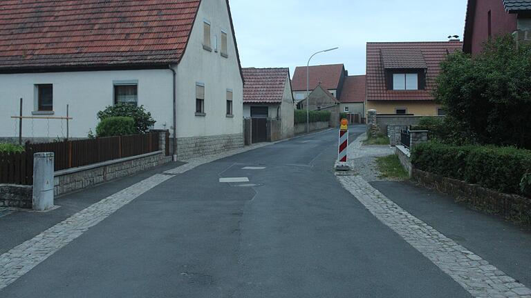 Die Ortsdurchfahrt in Untersambach samt Kanal- und Wasserleitung wird auf einem Teilstück erneuert.