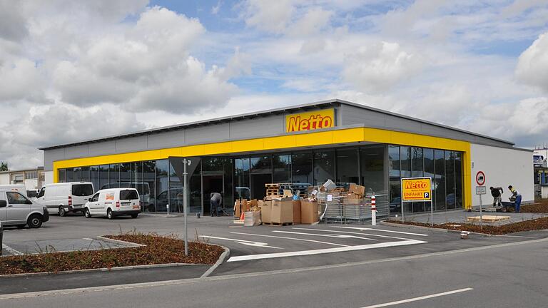 Ein neuer 'Netto'-Markt eröffnet am Dienstag in der Industriestraße 17 in Hofheim. Der 'Elso'-Konzern produzierte auf dem Gelände einst Gelenkwellen. Die alten Werkshallen wurden in den vergangenen Monaten abgerissen.