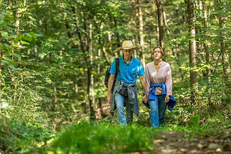 Münnerstadt liegt im Naturpark Bayerische Rhön. Ausgedehnte Wälder und Wiesen sowie
sanfte Hügel laden zu Spaziergängen oder Wanderungen ein. Münnerstadt liegt im Naturpark Bayerische Rhön. Ausgedehnte Wälder und Wiesen sowie
sanfte Hügel laden zu Spaziergängen oder Wanderungen ein. 