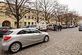 Der Paradeplatz hinterm Dom mit der jetzigen Post. Die 'Paradepost' soll zu großen Teilen abgerissen werden, an ihrer Stelle soll das neue Hotel entstehen.