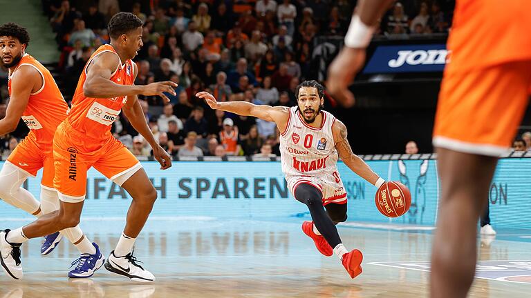 Auch Otis Livingston II konnte diesmal die Partie für die Würzburg Baskets nicht drehen. Auch Otis Livingston II konnte diesmal die Partie für die Würzburg Baskets nicht drehen.